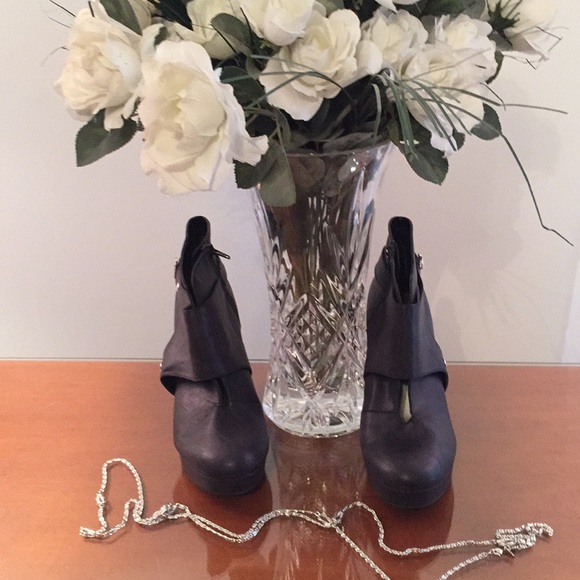 Unlisted shoe boot booty heels - Picture 4 of 8